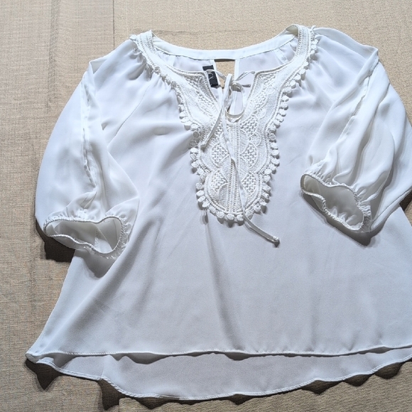 BCX Cream Ruffled Puff Sleeve Blouse - Picture 1 of 8